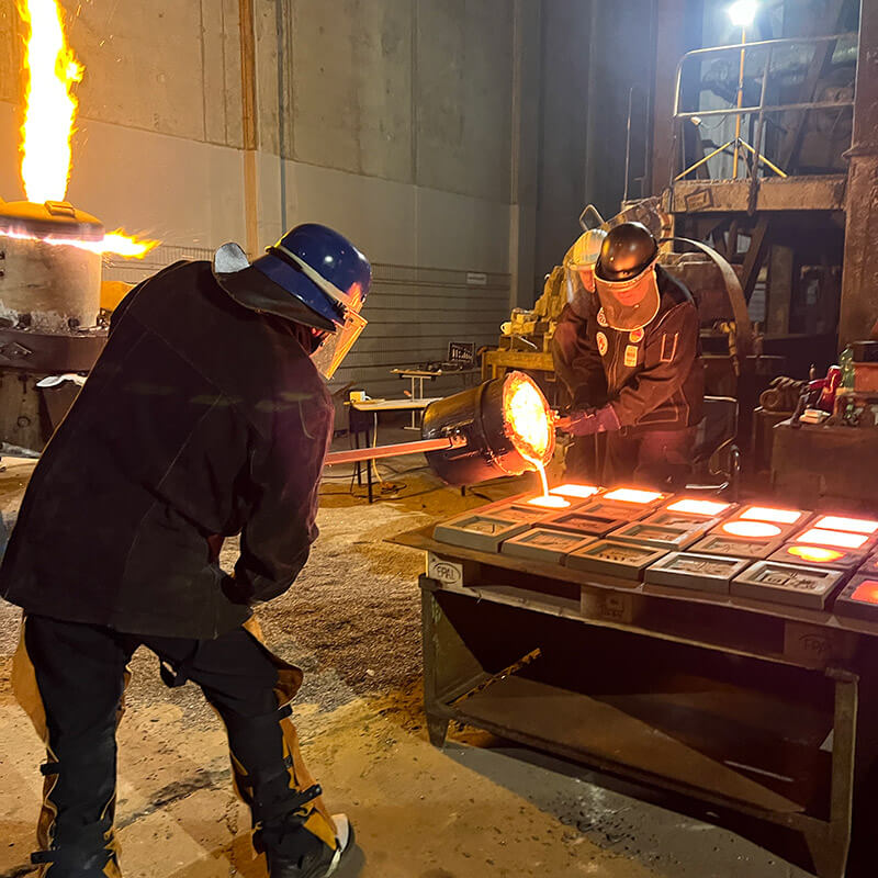 DIE DEM STAHL FEUER MACHEN - ein Schulprojekt 2024 im Industriemuseum Brandenburg DIE DEM STAHL FEUER MACHEN - ein Schulprojekt 2024 im Industriemuseum Brandenburg