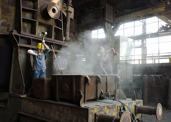 Schulprojekt Vögel aus STahl im Industriemuseum Brandenburg Schulprojekt Vögel aus STahl im Industriemuseum Brandenburg